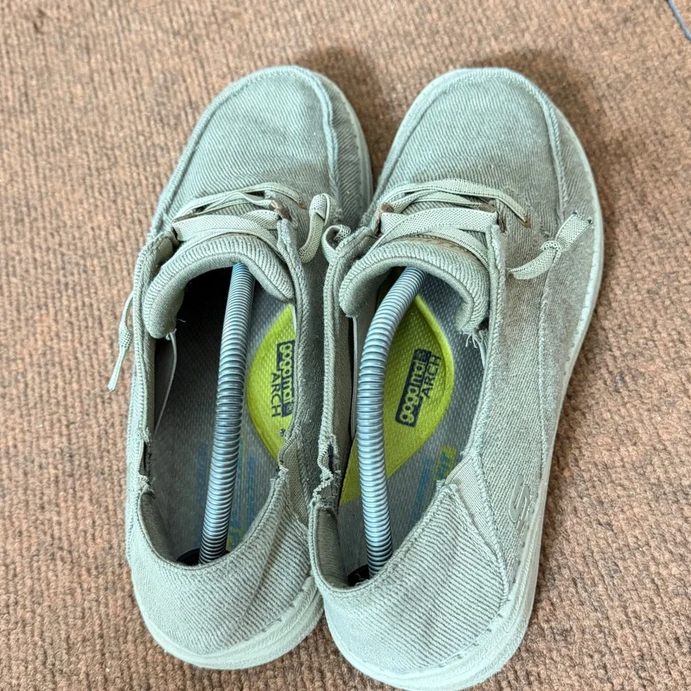 Skechers On-the-GO Flex Ashore Tan Canvas Boat Shoes Mens 9.5‎ 66384 Loafers